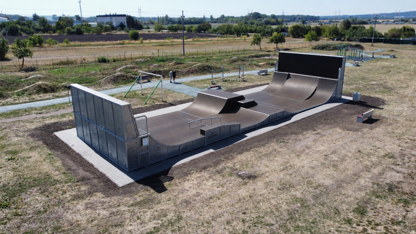 Monolitický skatepark JF Construction v Brně-Chrlicích